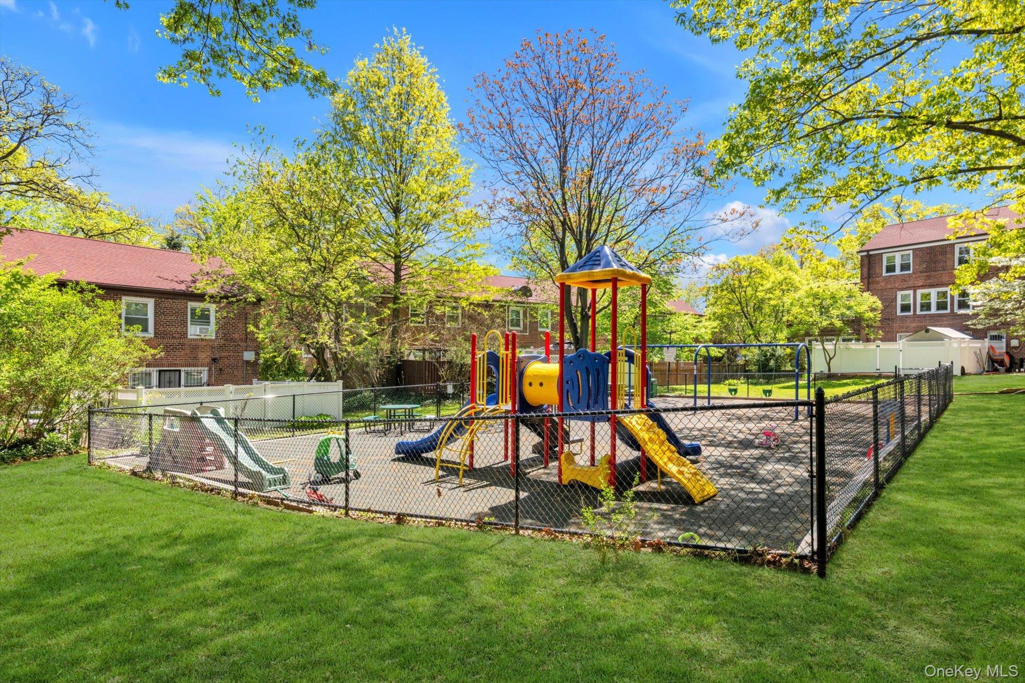 147-28 Charter Road, Unit 33GA Queens, NY 11435 - Photo 20 of 23