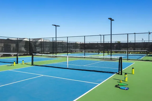 a view of a tennis court