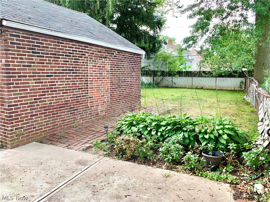 1316 Argonne Road Cleveland, OH 44121 - Photo 19 of 19 Gallery Image 19