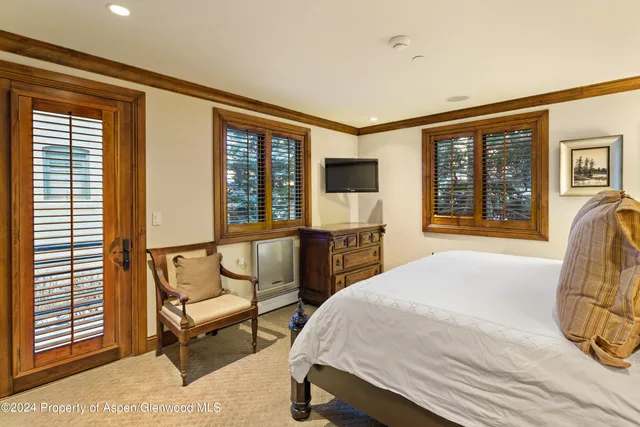 $135,000 | 315 South 1st Street, Aspen, CO 81611