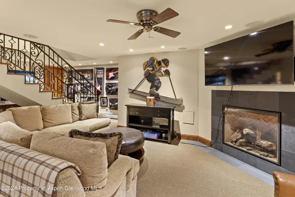 $140,000 | 315 South 1st Street, Aspen, CO 81611