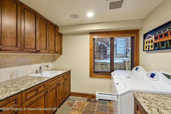 $140,000 | 315 South 1st Street, Aspen, CO 81611