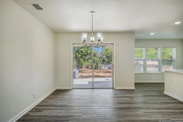$425,000 | 306 Antler Drive, San Antonio, TX 78213