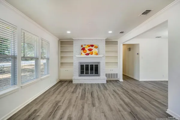 $425,000 | 306 Antler Drive, San Antonio, TX 78213