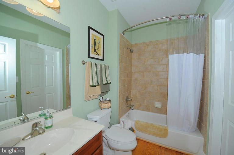 3114 Emerald Valley Road Ellicott City, MD 21042 - Photo 6 of 26 Bath #1