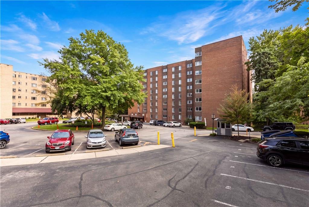 5 Bayard Road, Unit 419 Pittsburgh, PA 15213 - Photo 3 of 29 Gallery Image 3