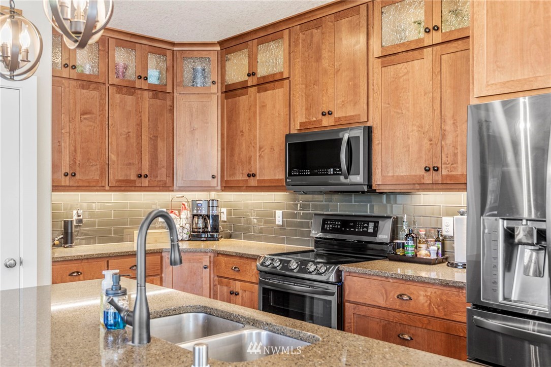 209 Columbia Point Road Longview, WA 98632 - Photo 11 of 40