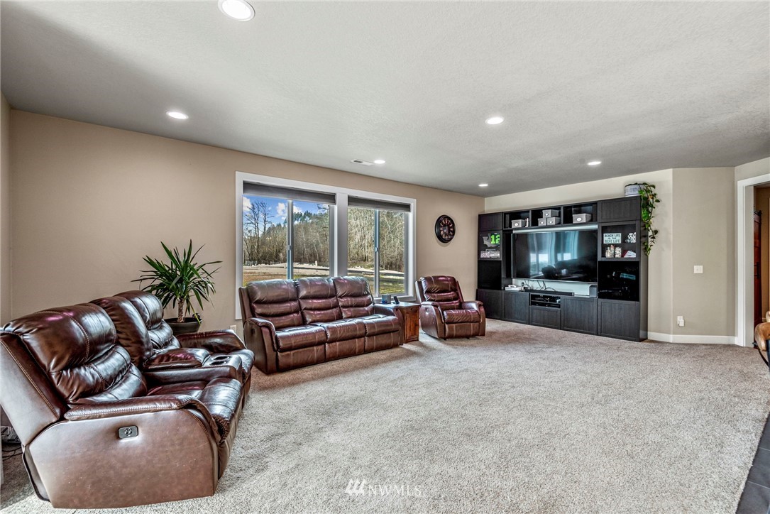 209 Columbia Point Road Longview, WA 98632 - Photo 15 of 40