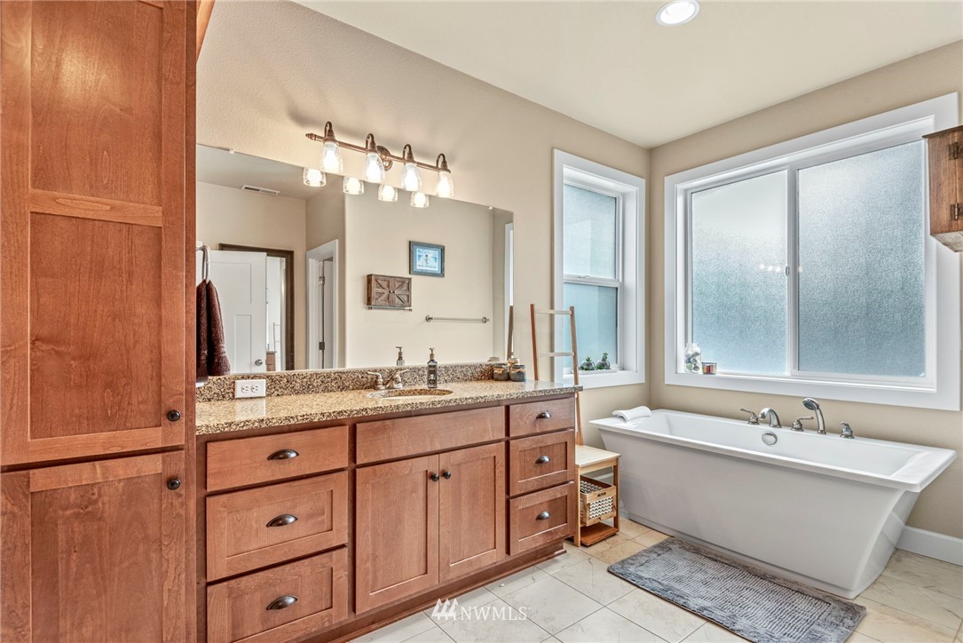 209 Columbia Point Road Longview, WA 98632 - Photo 18 of 40