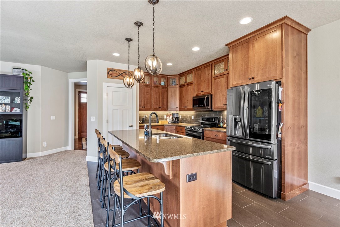 209 Columbia Point Road Longview, WA 98632 - Photo 9 of 40