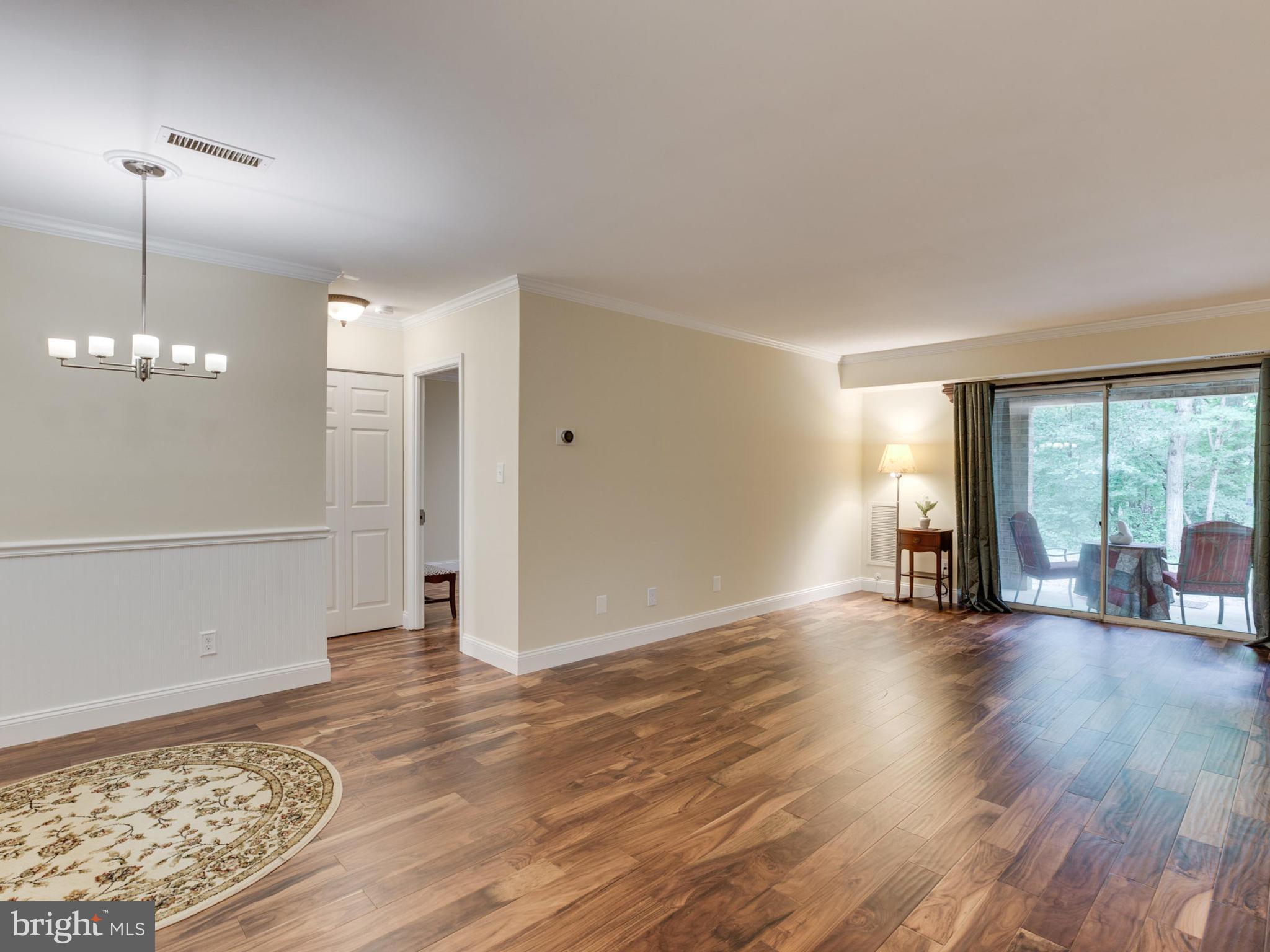 5800 Cove Landing Road, Unit 101 Burke, VA 22015 - Photo 3 of 30 Living Room