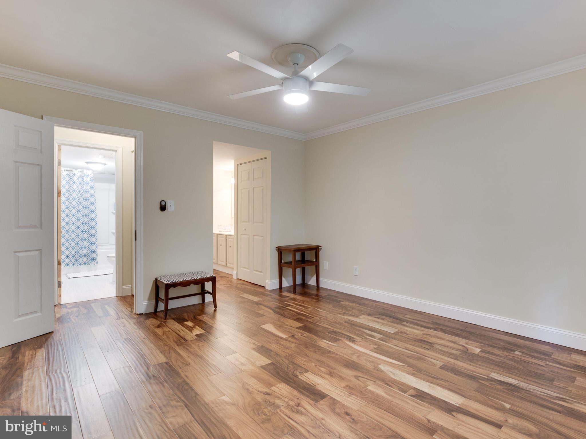 5800 Cove Landing Road, Unit 101 Burke, VA 22015 - Photo 22 of 30 Bedroom (Master)