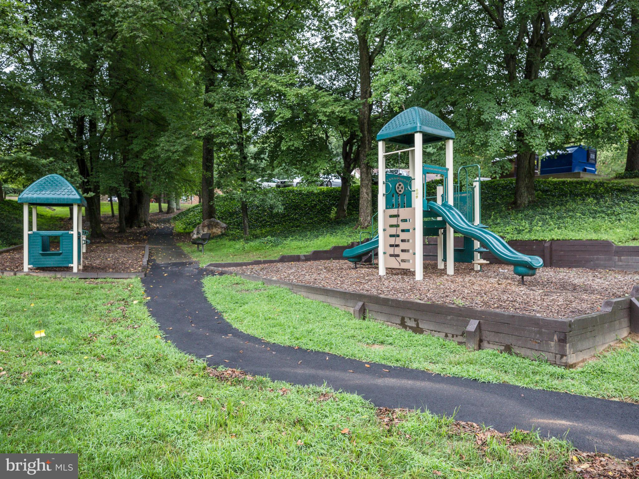 5800 Cove Landing Road, Unit 101 Burke, VA 22015 - Photo 29 of 30 Community