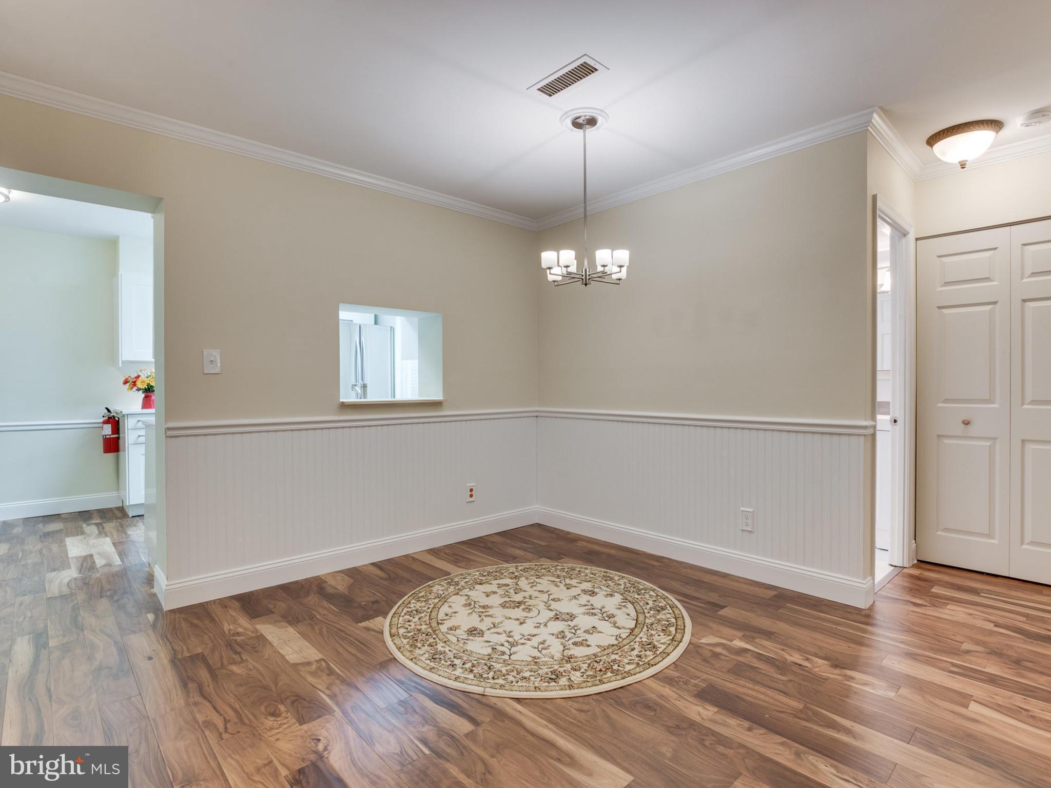 5800 Cove Landing Road, Unit 101 Burke, VA 22015 - Photo 7 of 30 Dining Room