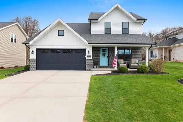 $459,900 | 1108 Heyerdahl Heights, Hobart, WI 54155