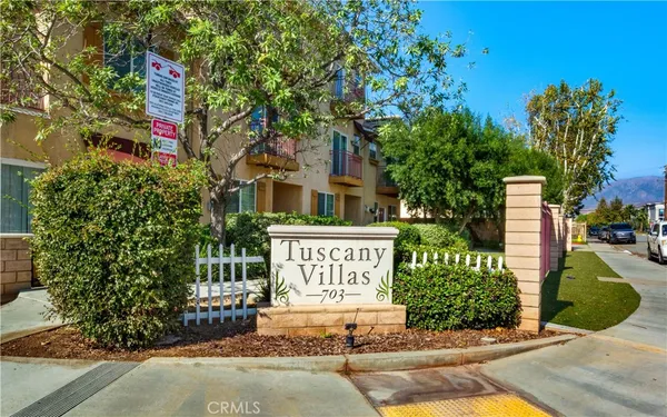 a view of a street sign of the house
