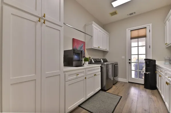 $1,760,000 | 11038 Victory Avenue, Oakdale, CA 95361