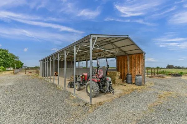 $1,760,000 | 11038 Victory Avenue, Oakdale, CA 95361