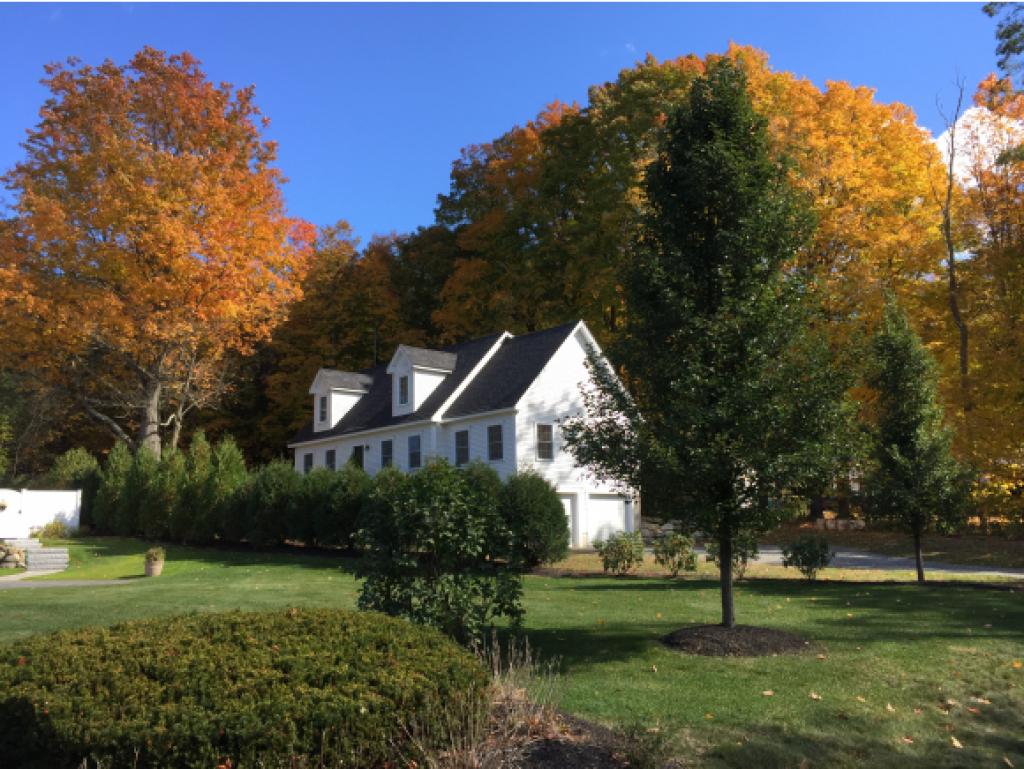 52 Hampton Road Exeter, NH 03833 - Photo 1 of 23