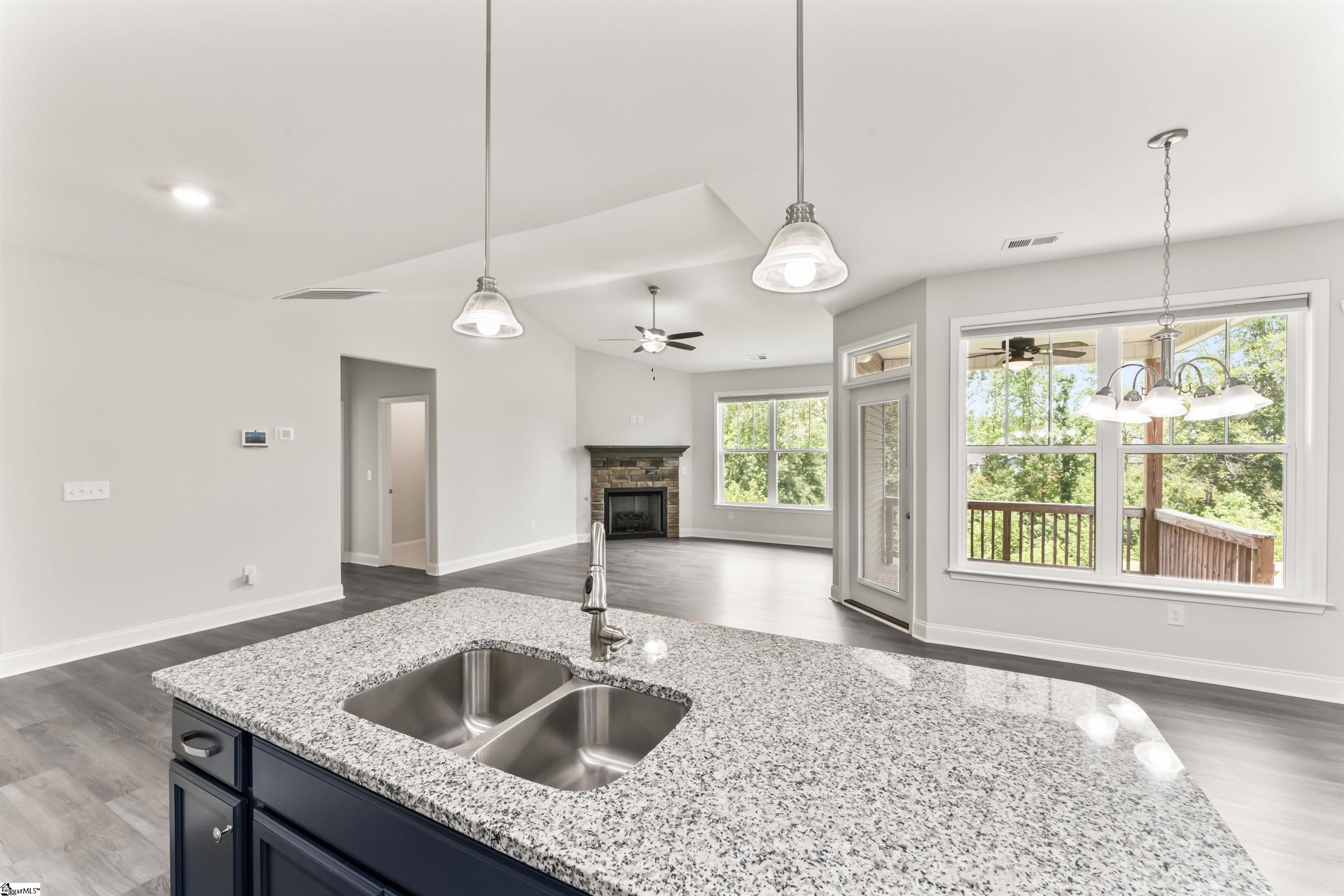 285 Foxbank Circle Greer, SC 29651 - Photo 6 of 43