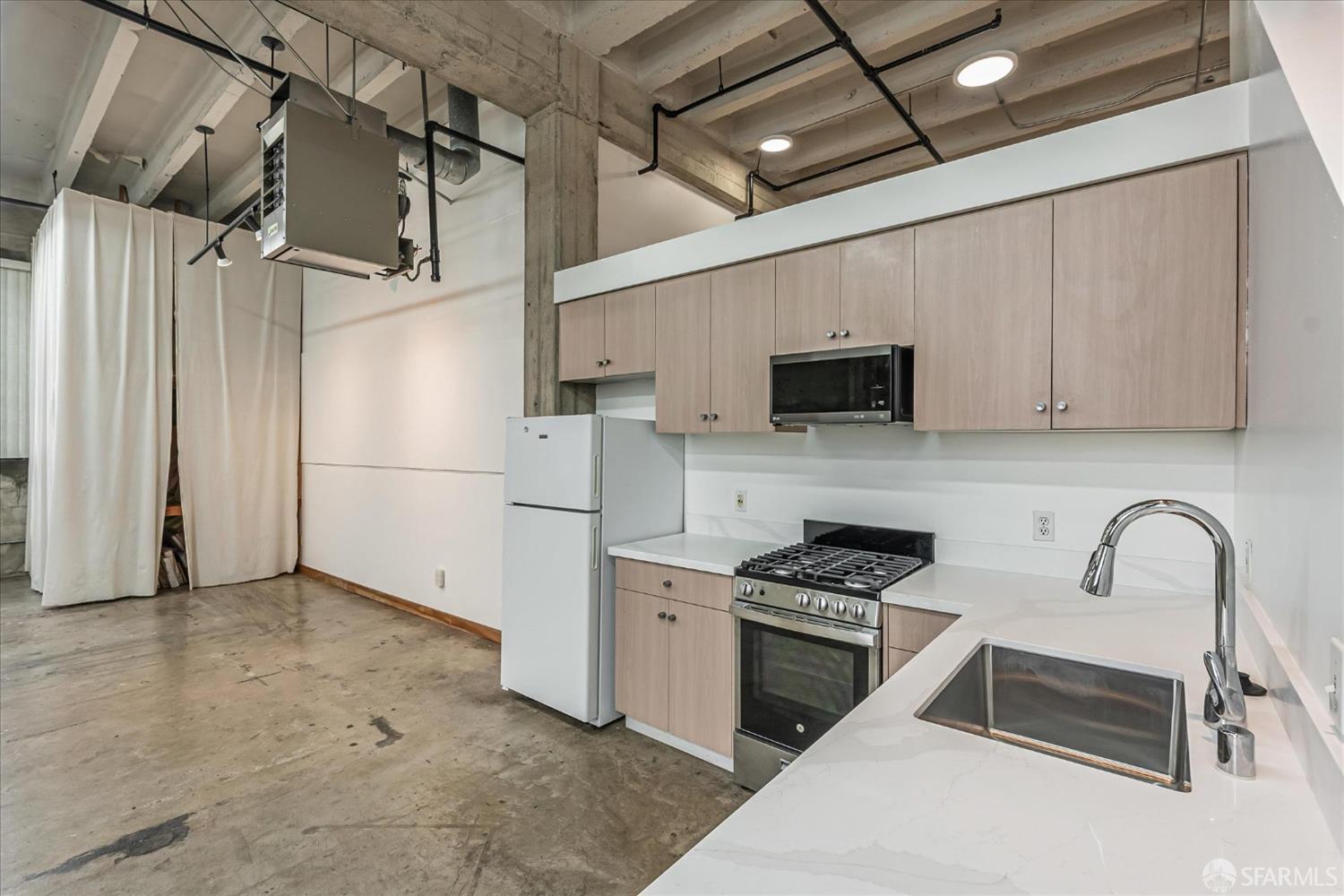 247 4th Street Oakland, CA 94607 - Photo 13 of 22