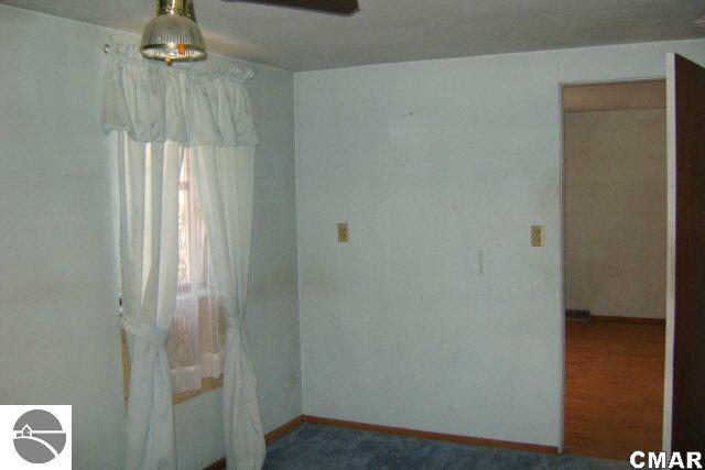 3043 Nisabella Co Line Road Farwell, MI 48622 - Photo 5 of 11 1769244-4.JPG