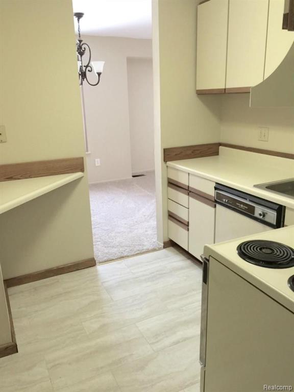 30272 Southfield Road, Unit 231 Southfield, MI 48076 - Photo 15 of 23