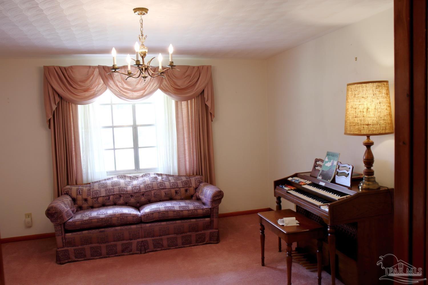 6912 Olsen Road Pensacola, FL 32506 - Photo 17 of 43 Gallery Image 17