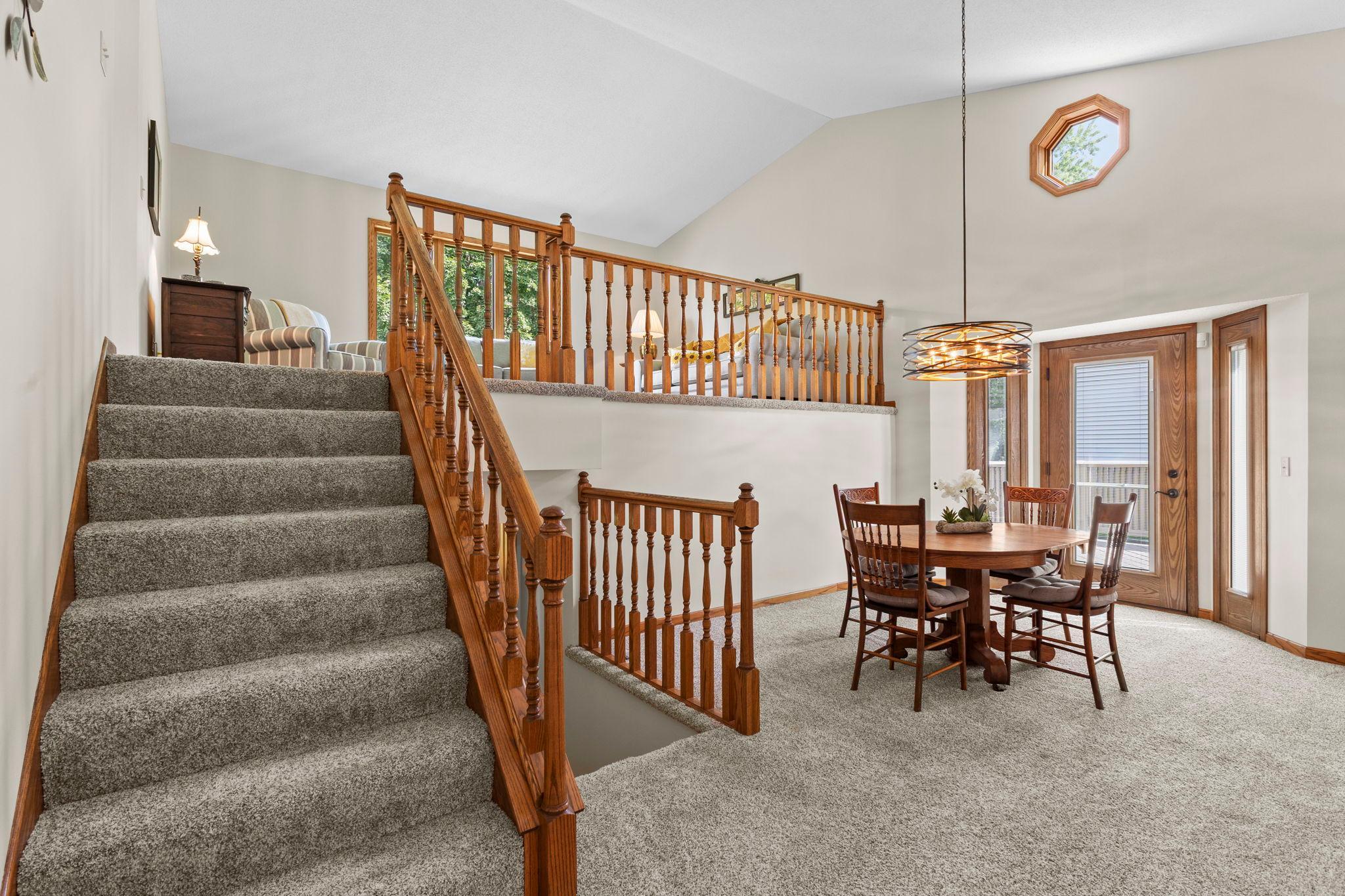 987 Kettle Creek Road Eagan, MN 55123 - Photo 2 of 50 Gallery Image 2