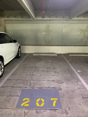 $2,000 | 2825 Palm Beach Boulevard, Unit 118, Fort Myers, FL 33916