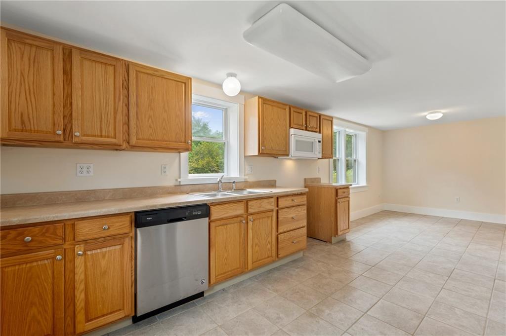 1320 Coraopolis Heights Road Coraopolis, PA 15108 - Photo 9 of 19 Gallery Image 9