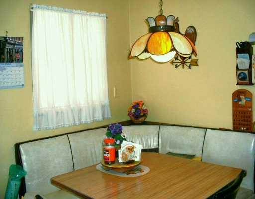 601 Cascade Road Forest Hills, PA 15221 - Photo 6 of 7 Kitchen.