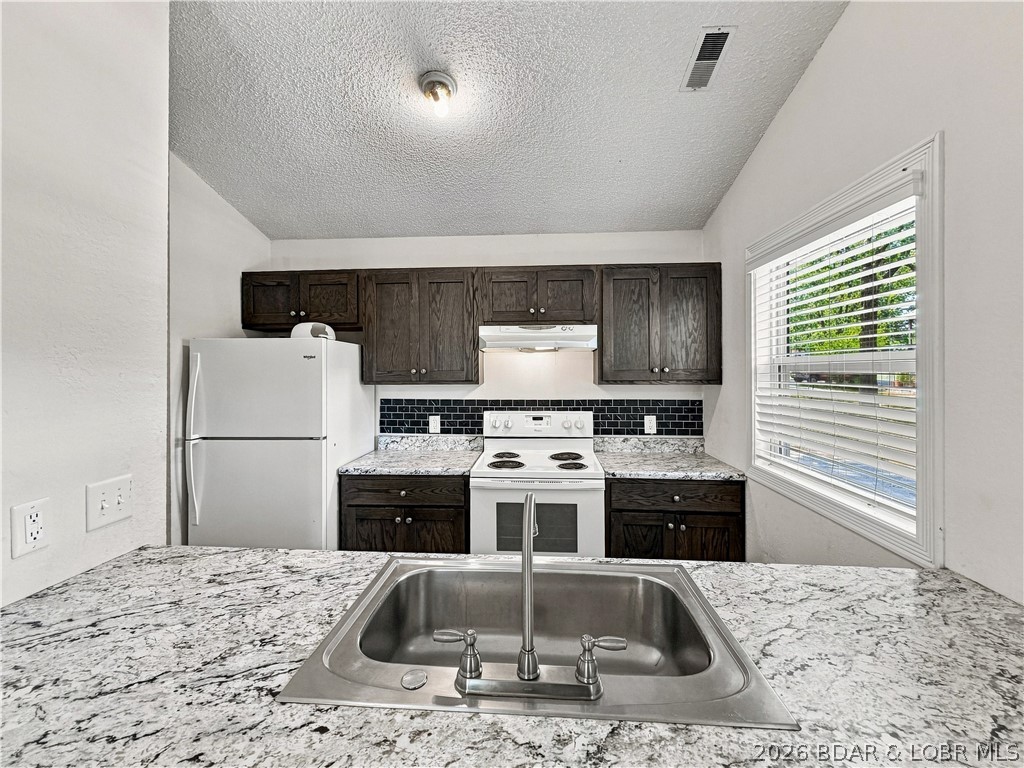 964 Murphy Road Osage Beach, MO 65065 - Photo 12 of 28 Gallery Image 12