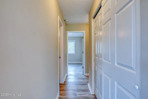 $1,350 | 39 Roberts Road, Unit 2, Hampstead, NC 28443