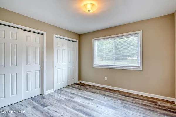 $1,350 | 39 Roberts Road, Unit 2, Hampstead, NC 28443