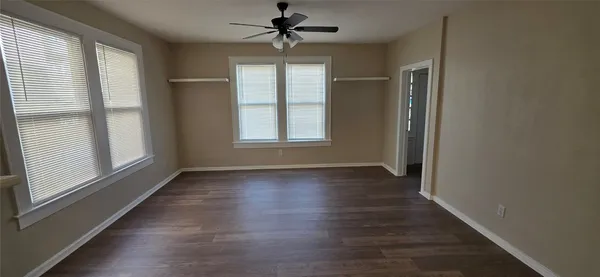 $1,200 | 2109 Bernardo De Galvez Avenue, Unit 2, Galveston, TX 77550