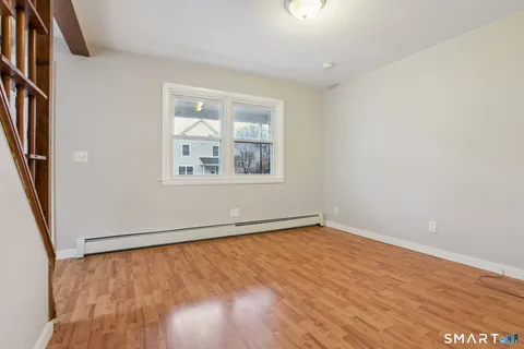 $199,900 | 41 Fountain Street, Norwich, CT 06360