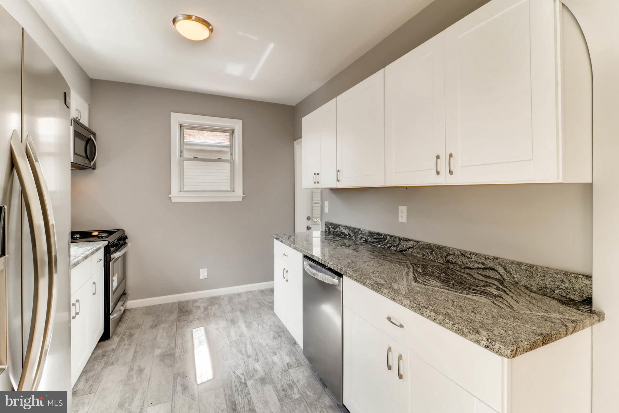 355 Upperlanding Road Baltimore, MD 21221 - Photo 6 of 17 Updated KIT w/ SS appliances and granite counters!