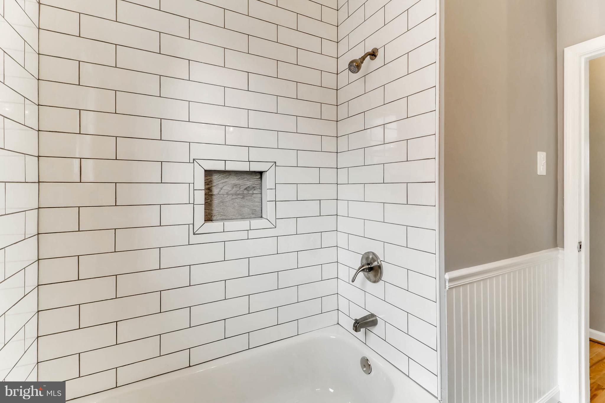 355 Upperlanding Road Baltimore, MD 21221 - Photo 10 of 17 Custom bathroom w/ ceramic tile
