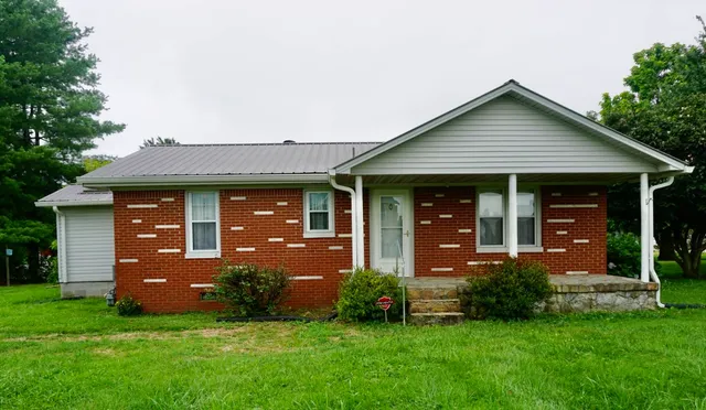 $225,000 | 2464 Red Boiling Springs Road, Lafayette, TN 37083
