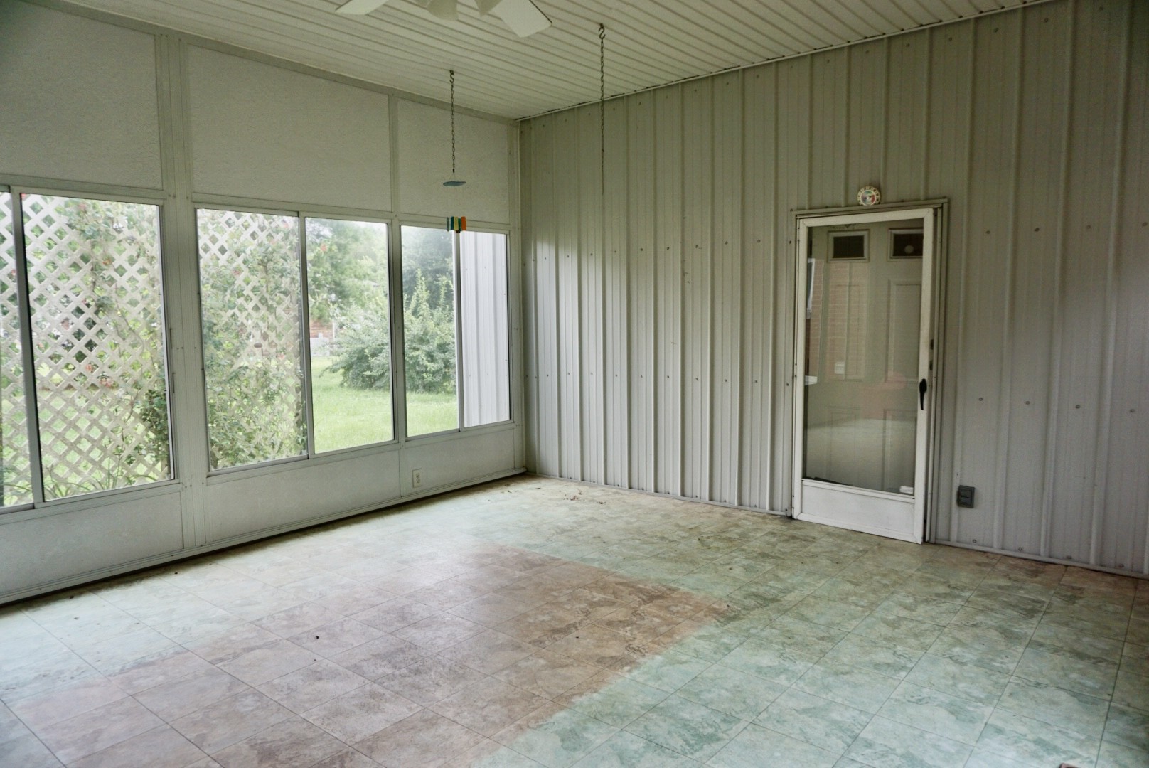 2464 Red Boiling Springs Road Lafayette, TN 37083 - Photo 13 of 33