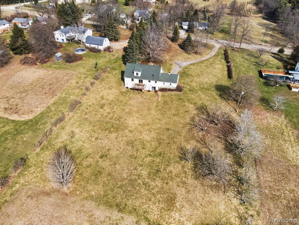 8806 Bergin Road Howell, MI 48843 - Photo 31 of 35 Gallery Image 31