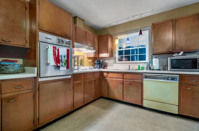 $2,200 | 1716 South Meridian Street, Tallahassee, FL 32301