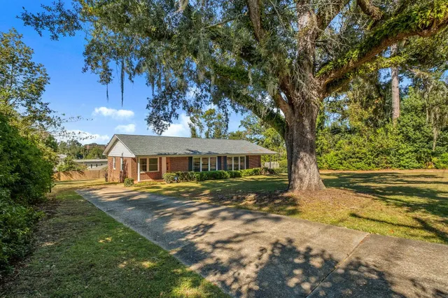 $2,200 | 1716 South Meridian Street, Tallahassee, FL 32301