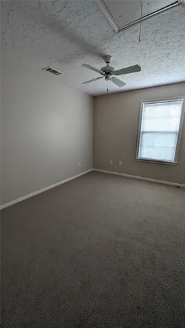 $2,150 | 530 South Shady Lane, La Porte, TX 77571