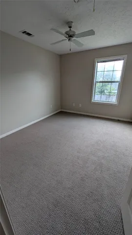 $2,150 | 530 South Shady Lane, La Porte, TX 77571