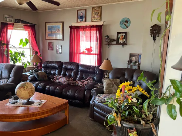 $265,000 | 432 West Front Street, Muscoda, WI 53573