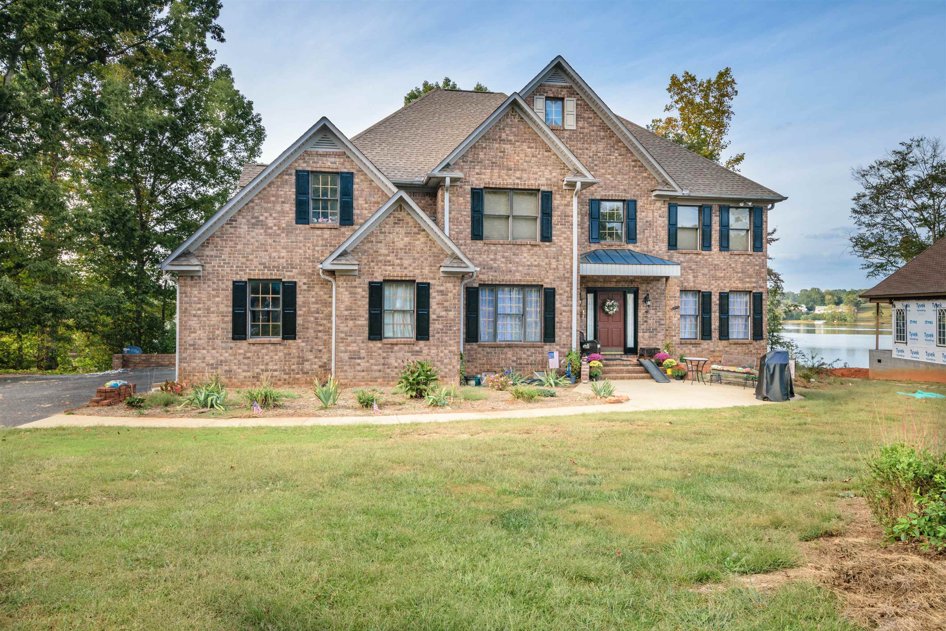 177 Weaver Road Inman, SC 29349 - Photo 1 of 36