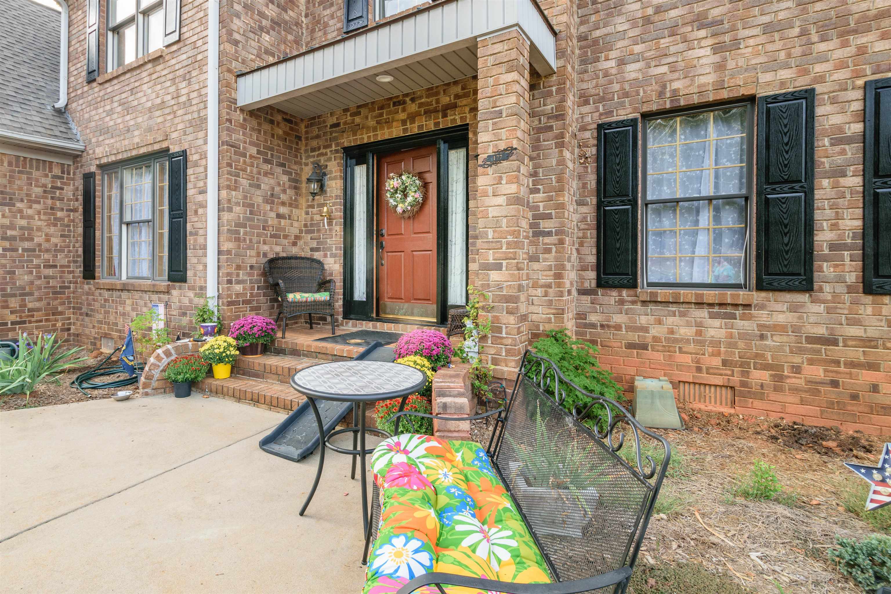 177 Weaver Road Inman, SC 29349 - Photo 2 of 36