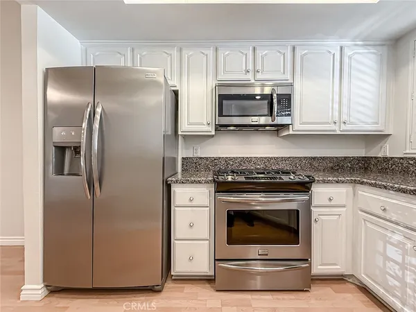 $2,900 | 3354 Darby Street, Unit 314, Simi Valley, CA 93063